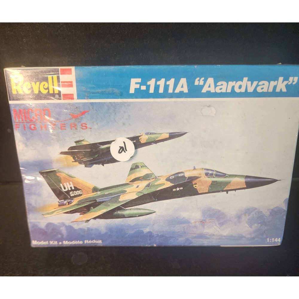 Revell Micro Fighters F-111A Aardvark Model Kit 1:144 Scale 4048-0100 Vintage